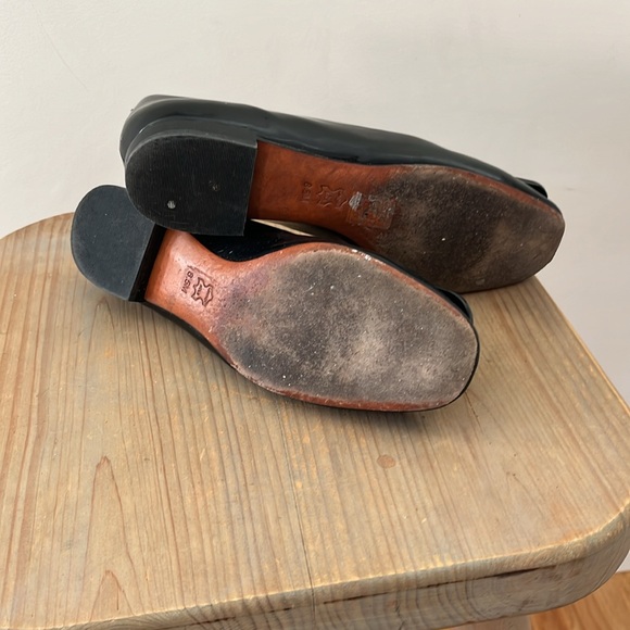 TORY BURCH Black Patent Flats - Picture 4 of 4